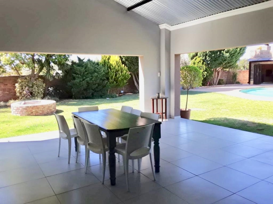 7 Bedroom Property for Sale in Bloemhof North West